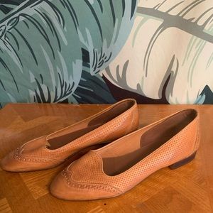 Vintage leather Oxford loafer